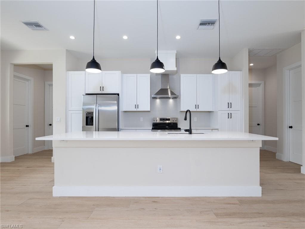 2814 26th Ave SE, Naples, FL 34117-11