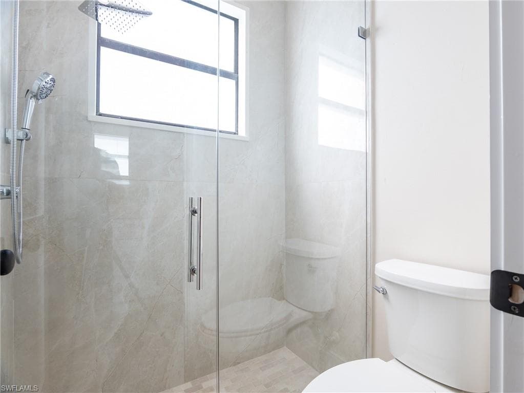2814 26th Ave SE, Naples, FL 34117-29