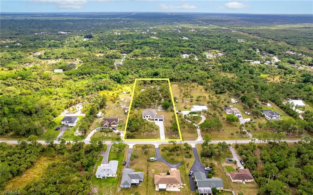 2814 26th Ave SE, Naples, FL 34117-7