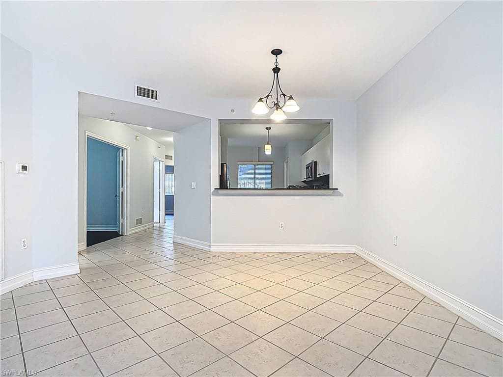 7819 Regal Heron Cir 8-106, Naples, FL 34104-11