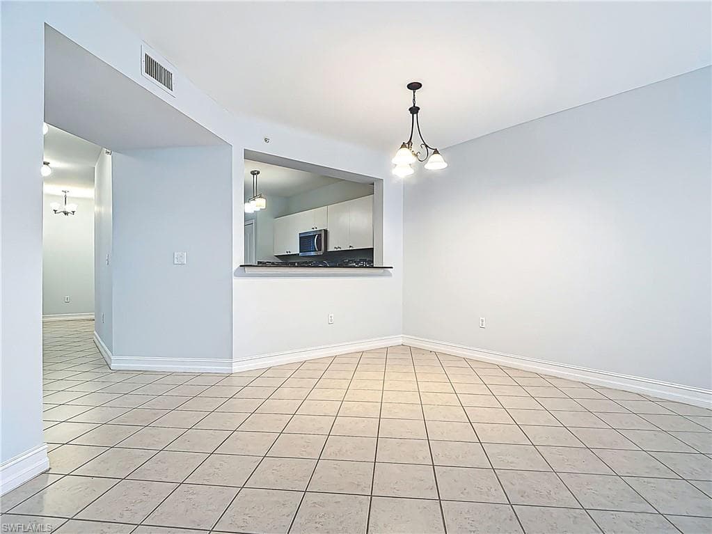 7819 Regal Heron Cir 8-106, Naples, FL 34104-12