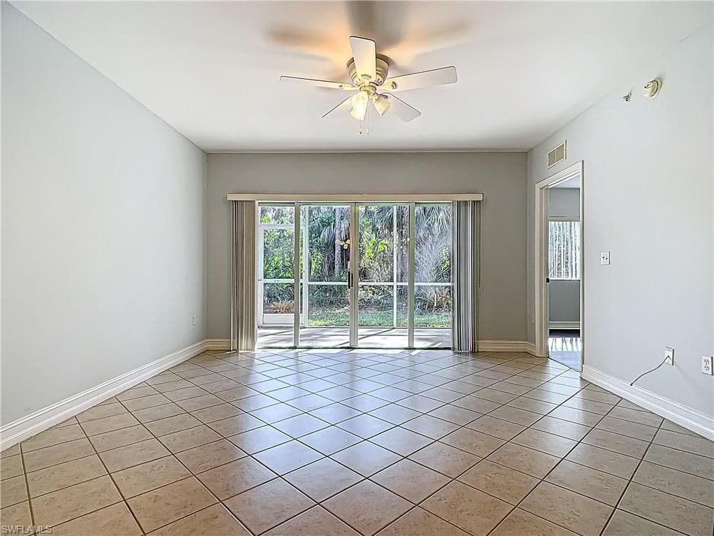 7819 Regal Heron Cir 8-106, Naples, FL 34104-13