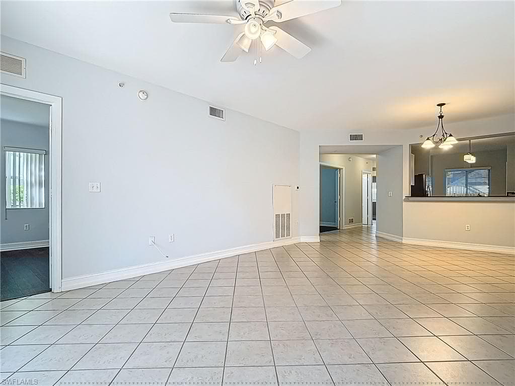 7819 Regal Heron Cir 8-106, Naples, FL 34104-14