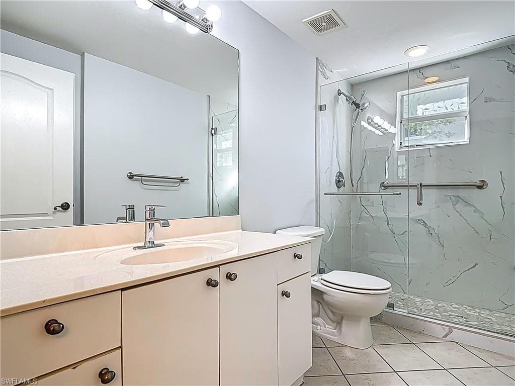 7819 Regal Heron Cir 8-106, Naples, FL 34104-18