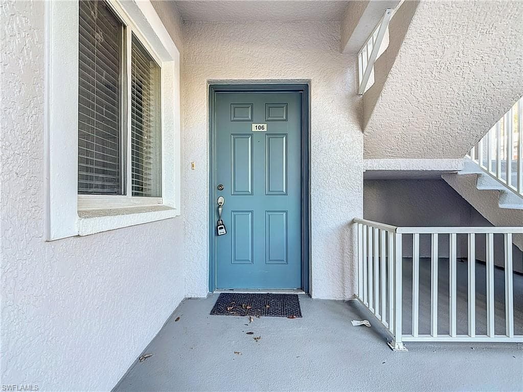 7819 Regal Heron Cir 8-106, Naples, FL 34104-5