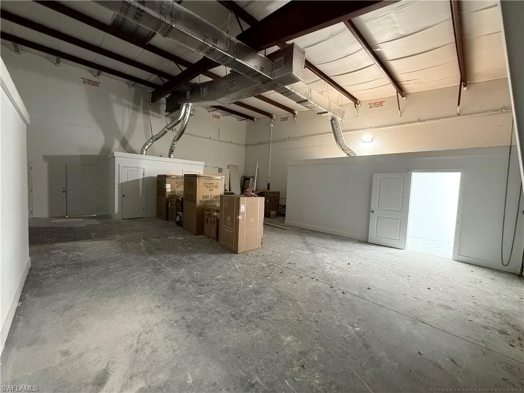 3435 Enterprise Ave 3, Naples, FL 34104-6