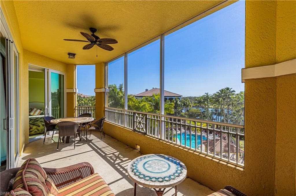 2748 Tiburon Blvd E C404, Naples, FL 34109-13