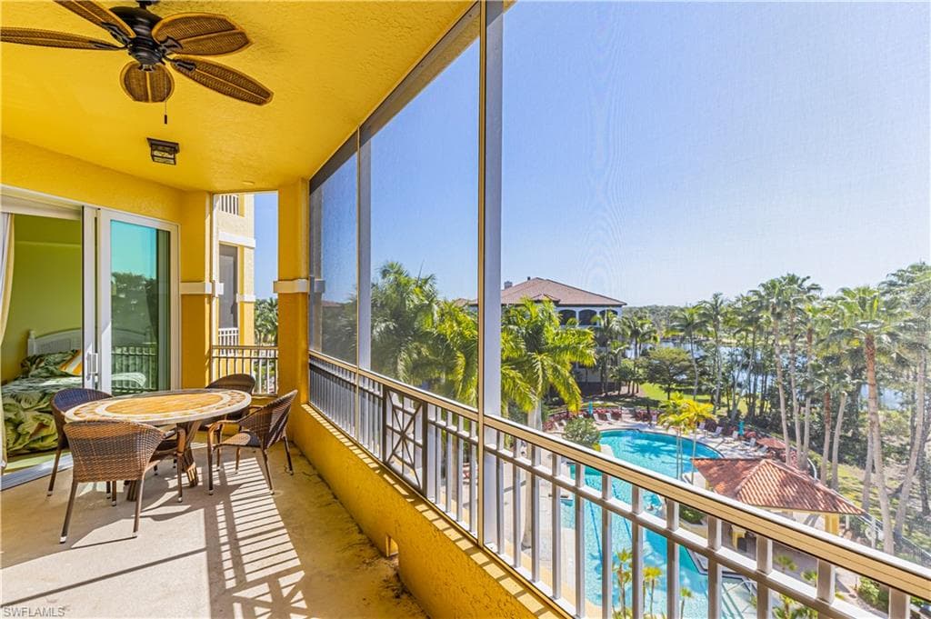 2748 Tiburon Blvd E C404, Naples, FL 34109-14