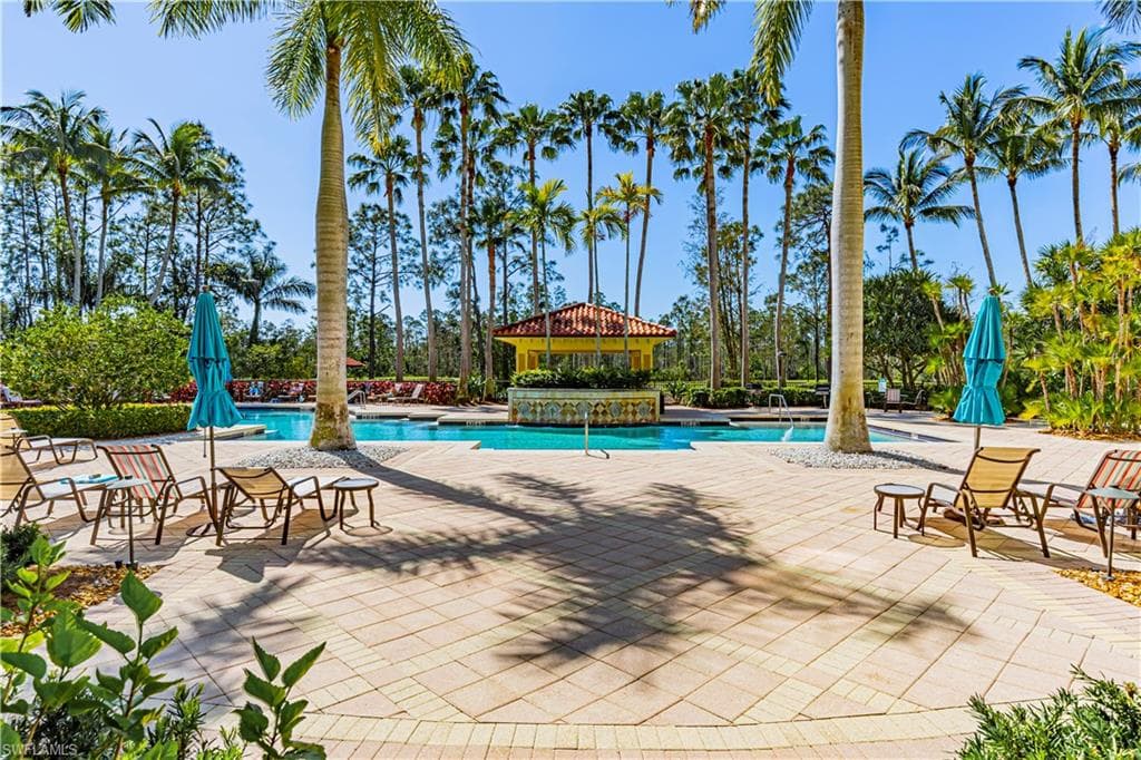 2748 Tiburon Blvd E C404, Naples, FL 34109-23