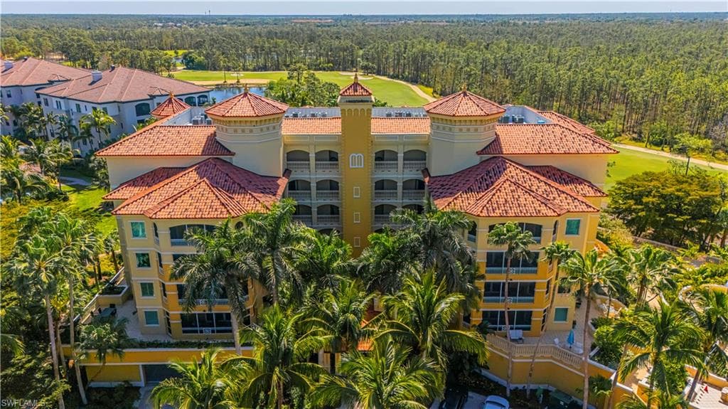 2748 Tiburon Blvd E C404, Naples, FL 34109-28