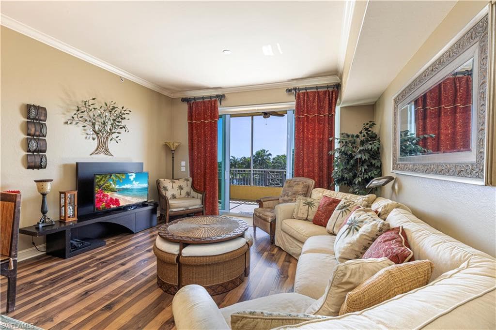 2748 Tiburon Blvd E C404, Naples, FL 34109-5