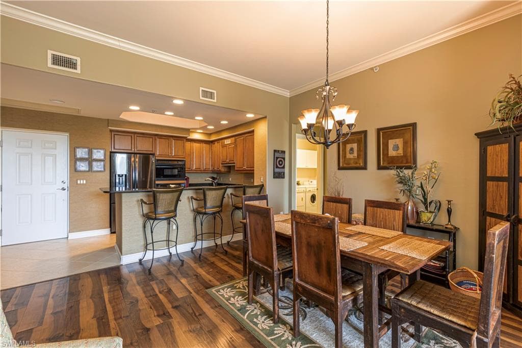2748 Tiburon Blvd E C404, Naples, FL 34109-7