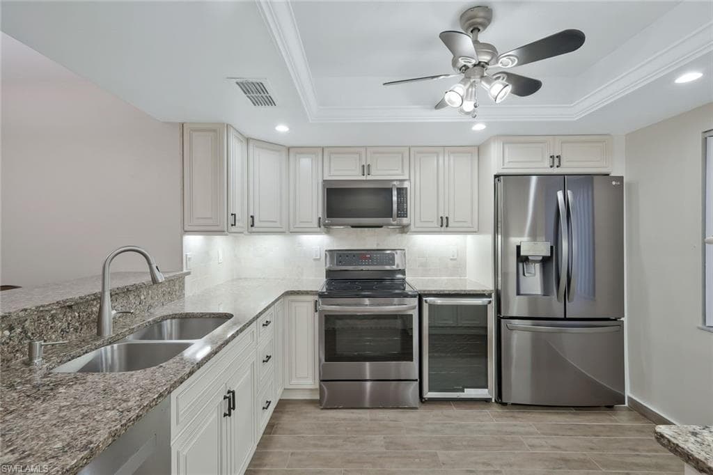 11140 Caravel Cir 108, Fort Myers, FL 33908-5