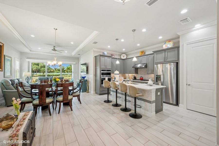 8947 Saint Lucia Dr, Naples, FL 34114-11