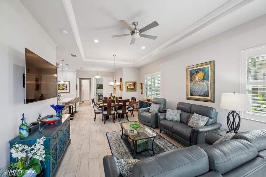 8947 Saint Lucia Dr, Naples, FL 34114-16