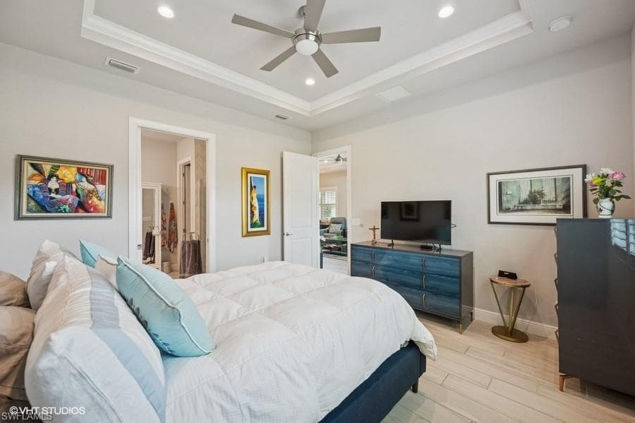8947 Saint Lucia Dr, Naples, FL 34114-19
