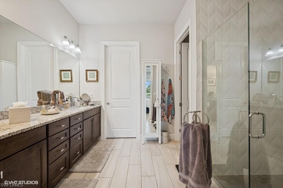8947 Saint Lucia Dr, Naples, FL 34114-23