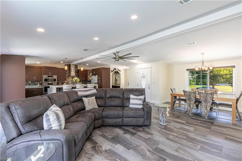 1640 Barbarosa Ct, Marco Island, FL 34145-15