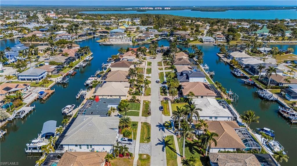 1640 Barbarosa Ct, Marco Island, FL 34145-32