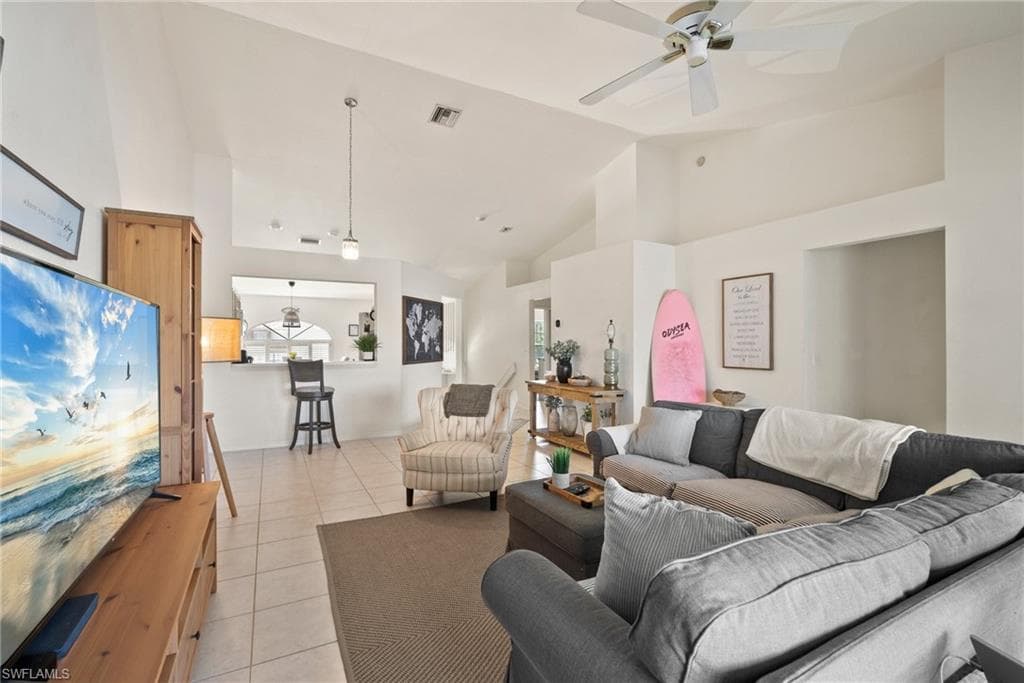 13021 Hamilton Harbour Dr S5, Naples, FL 34110-10