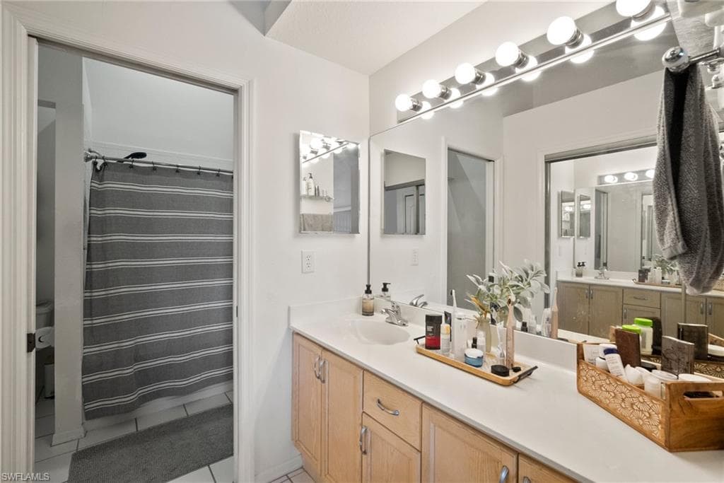 13021 Hamilton Harbour Dr S5, Naples, FL 34110-19