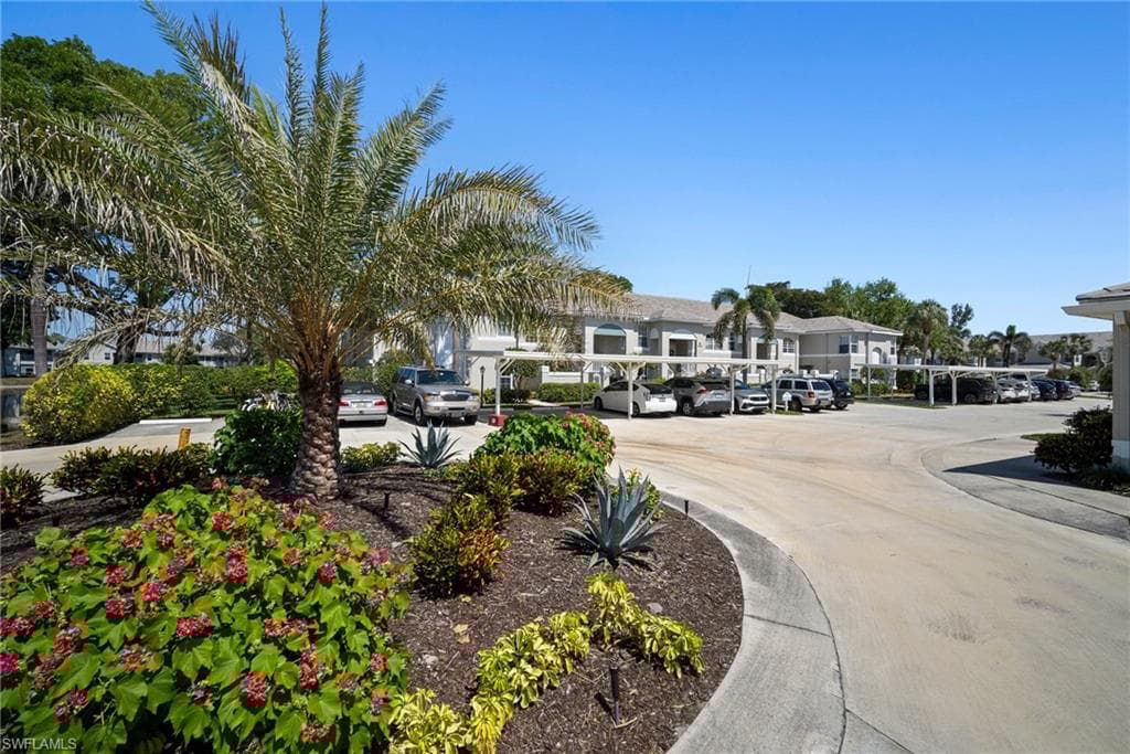 13021 Hamilton Harbour Dr S5, Naples, FL 34110-29