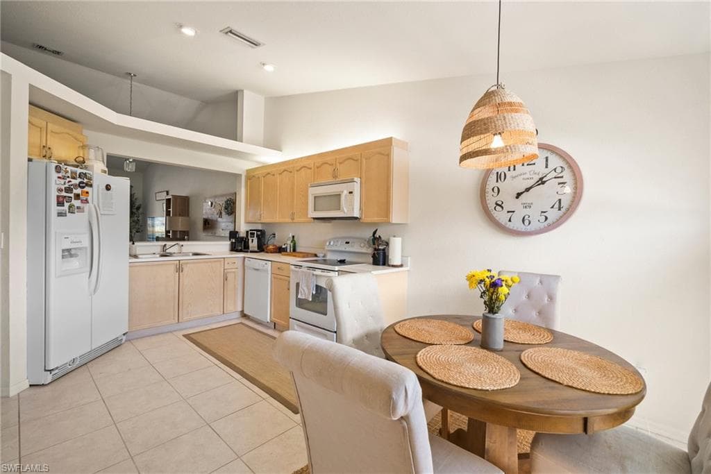 13021 Hamilton Harbour Dr S5, Naples, FL 34110-5
