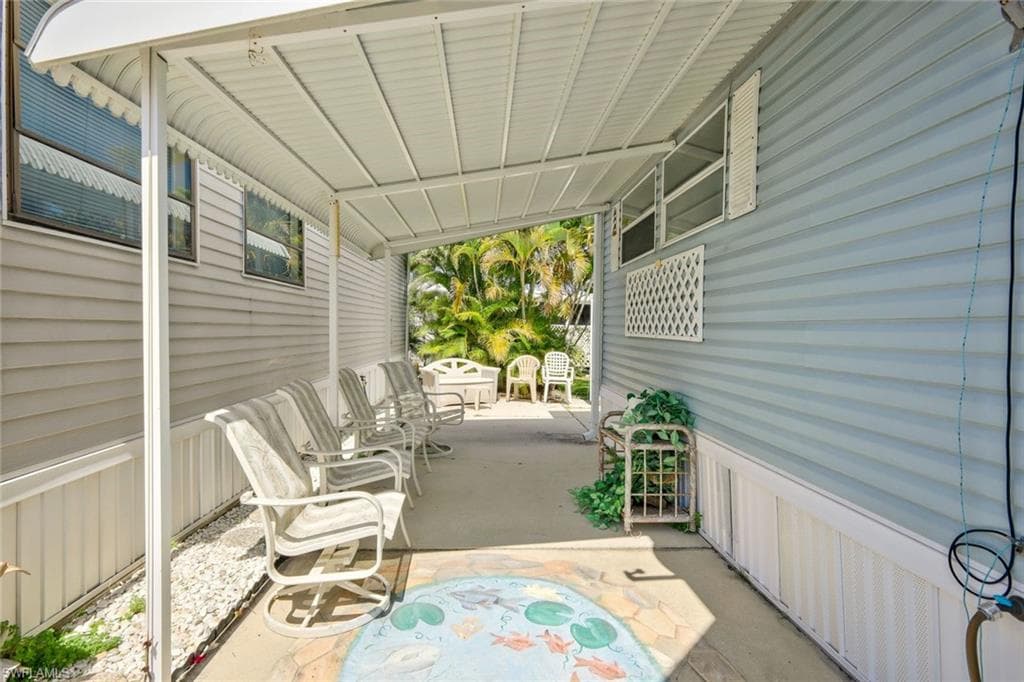 8675 Mullwood Dr, Estero, FL 33928-18