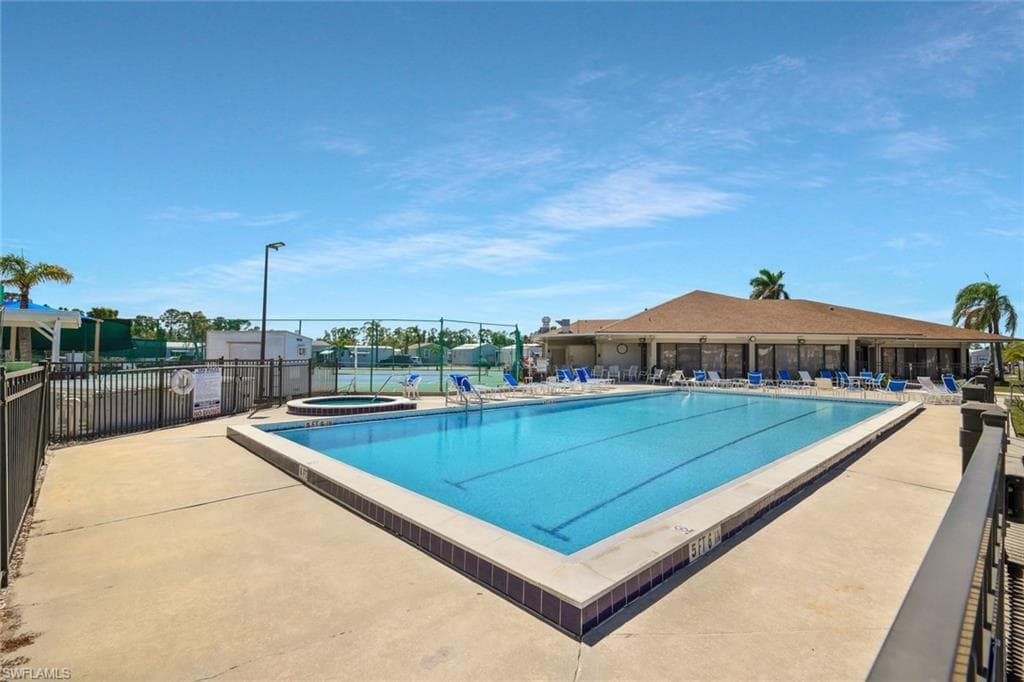 8675 Mullwood Dr, Estero, FL 33928-20