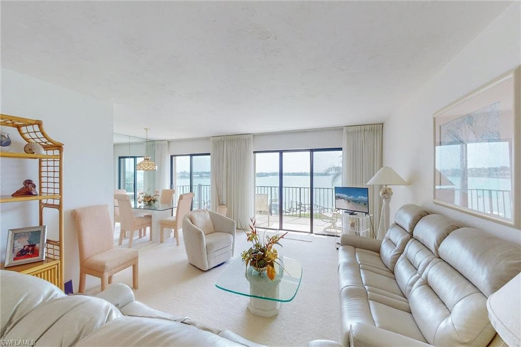 1100 Collier Blvd 325, Marco Island, FL 34145-5