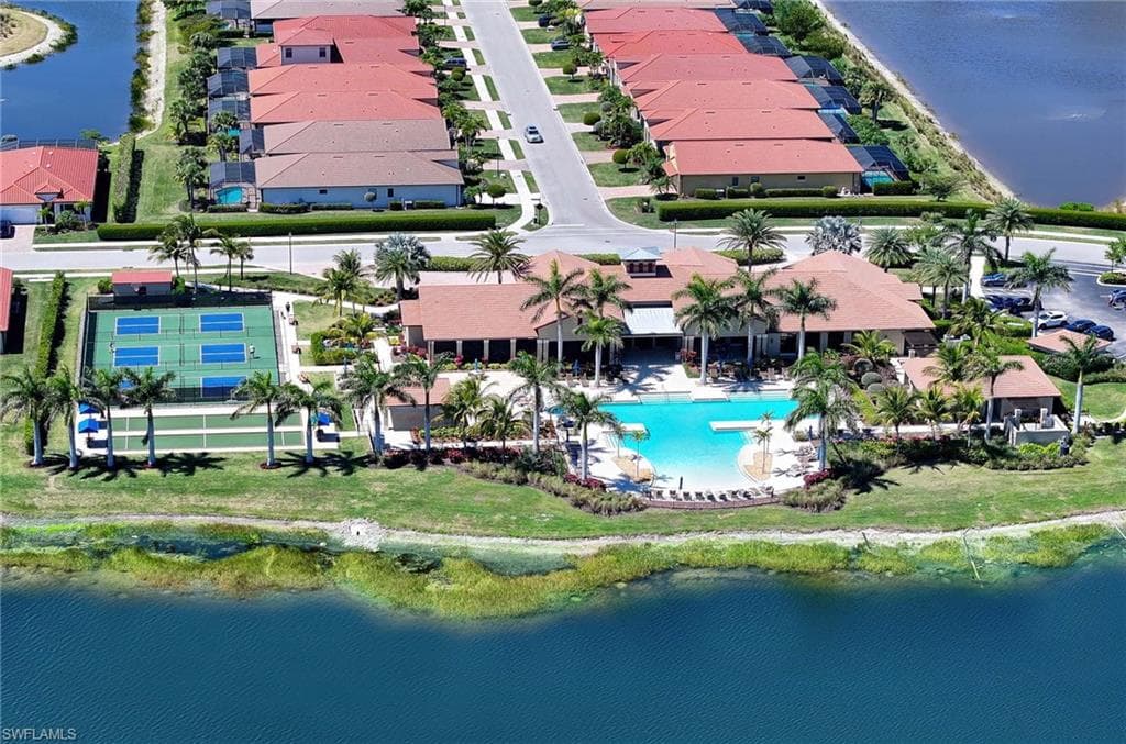 1519 Oceania Dr S, Naples, FL 34113-23