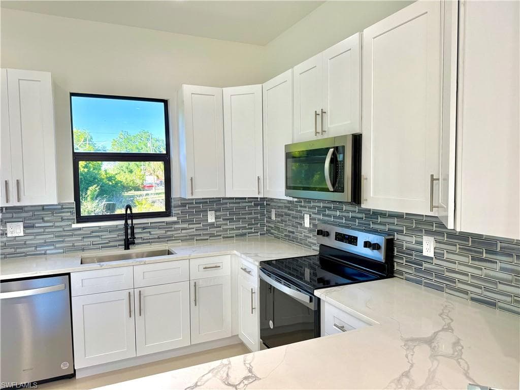 3314 23rd St SW, Lehigh Acres, FL 33976-13