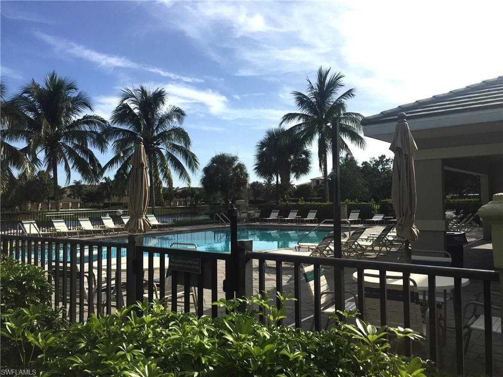 8610 Cedar Hammock Cir 1245, Naples, FL 34112-25