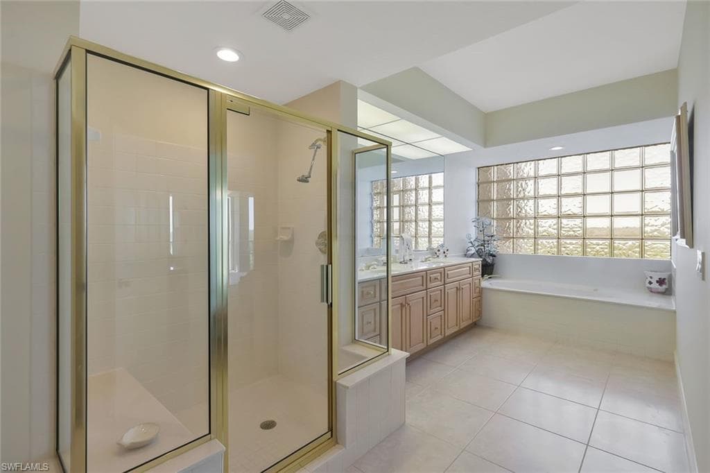 262 Barefoot Beach Blvd 301, Bonita Springs, FL 34134-16
