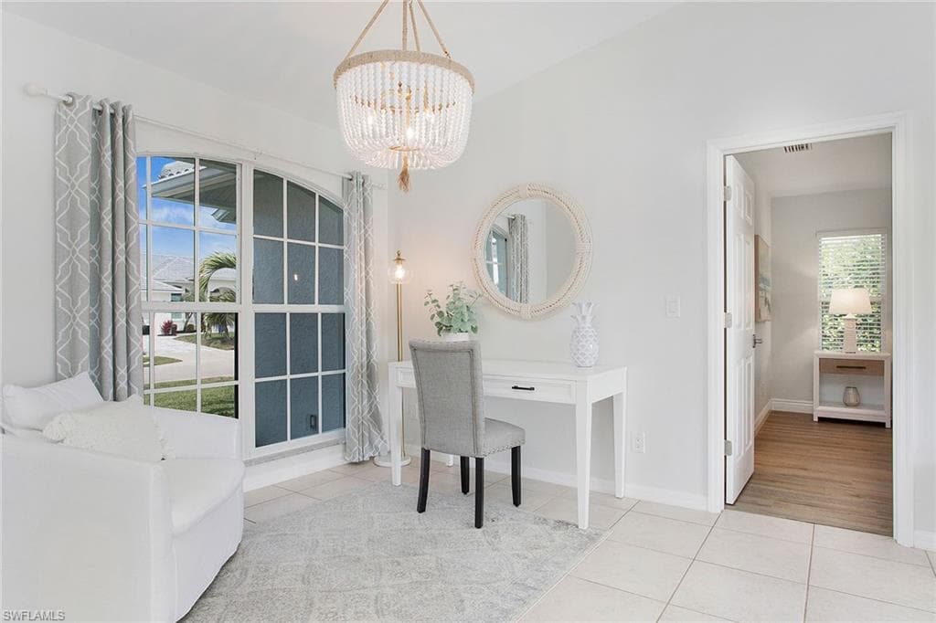 129 Leeward Ct, Marco Island, FL 34145-18