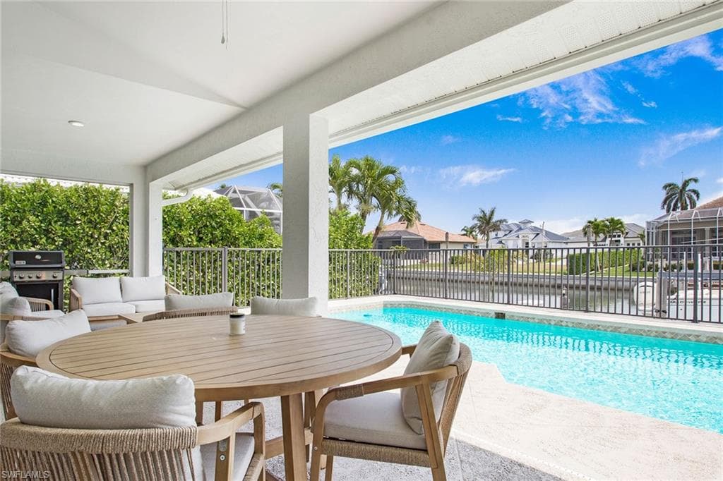129 Leeward Ct, Marco Island, FL 34145-31