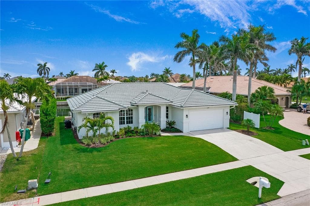 129 Leeward Ct, Marco Island, FL 34145-42