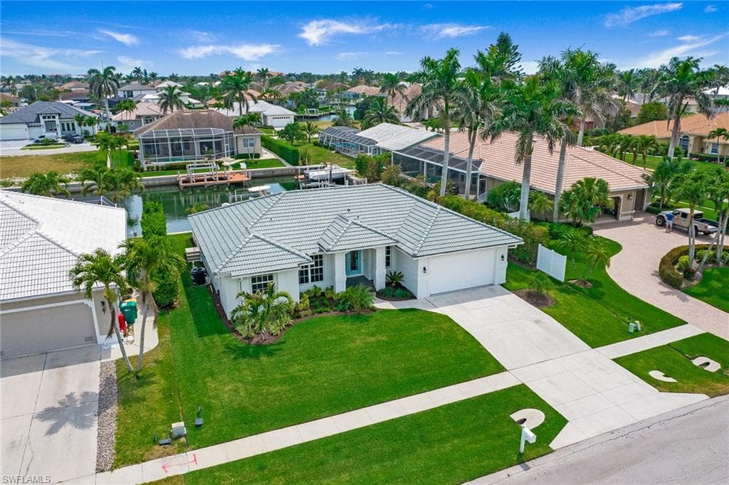 129 Leeward Ct, Marco Island, FL 34145-43