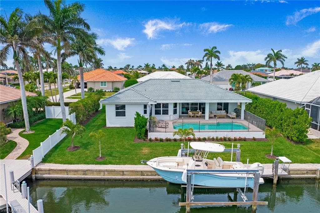 129 Leeward Ct, Marco Island, FL 34145-47