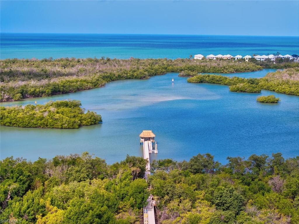 270 Naples Cove Dr 3304, Naples, FL 34110-21