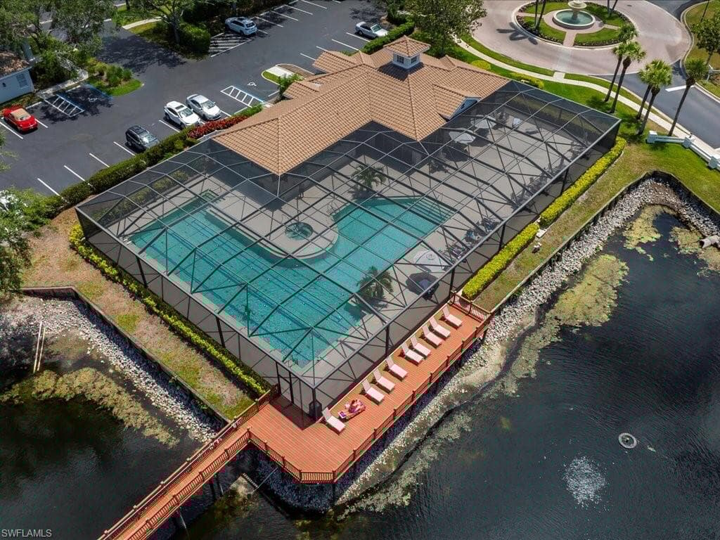 6927 Satinleaf Rd N 204, Naples, FL 34109-32