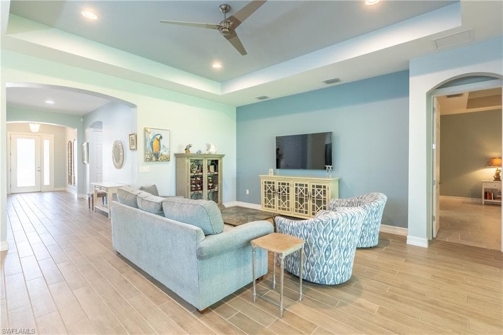14717 Leeward Dr, Naples, FL 34114-10