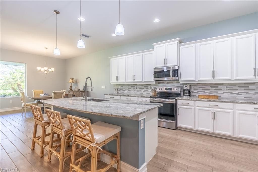 14717 Leeward Dr, Naples, FL 34114-16