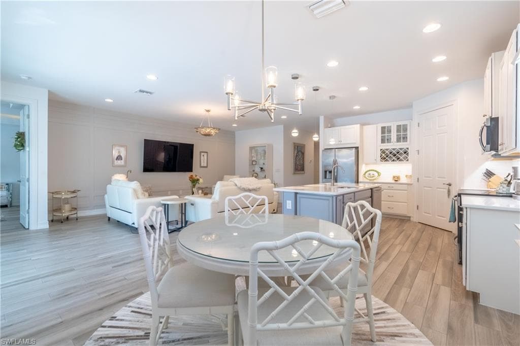 14570 Tropical Dr, Naples, FL 34114-17