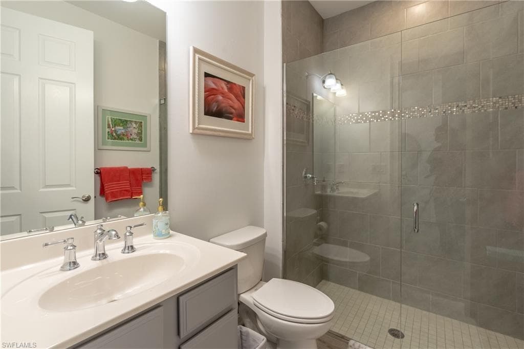 14570 Tropical Dr, Naples, FL 34114-25