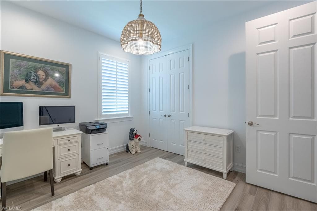 14570 Tropical Dr, Naples, FL 34114-28