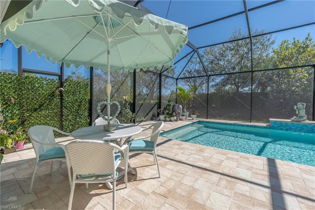 14570 Tropical Dr, Naples, FL 34114-38