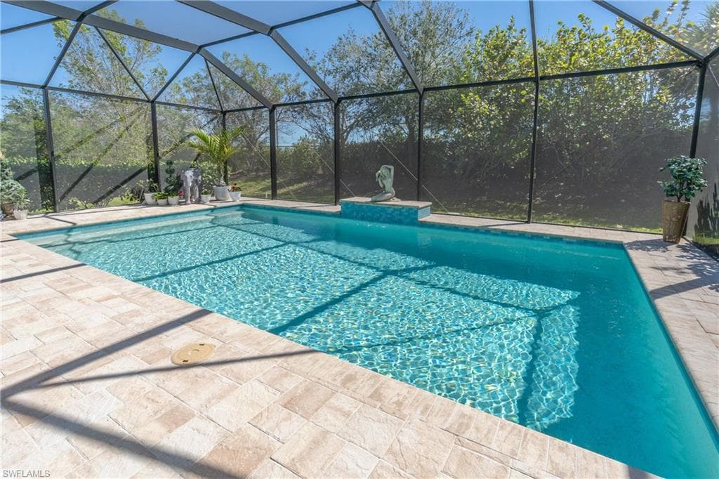 14570 Tropical Dr, Naples, FL 34114-44