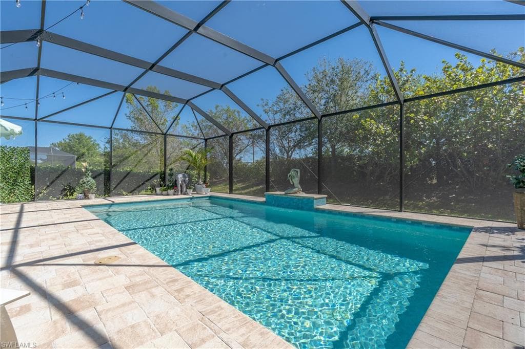 14570 Tropical Dr, Naples, FL 34114-45
