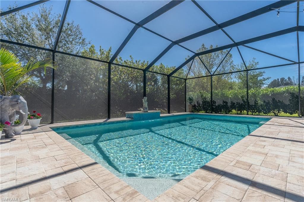 14570 Tropical Dr, Naples, FL 34114-50